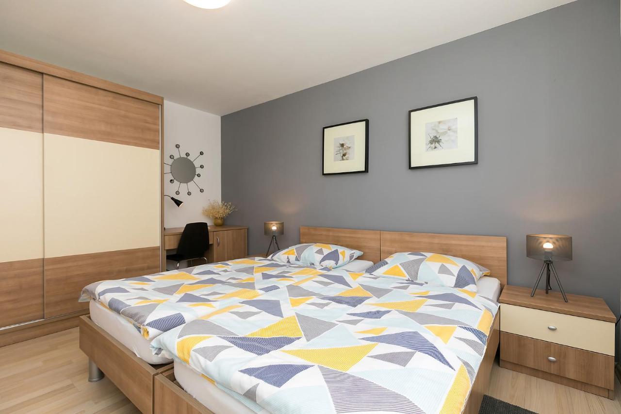 פורץ Apartments Dama מראה חיצוני תמונה