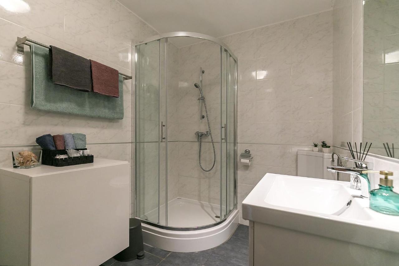 פורץ Apartments Dama מראה חיצוני תמונה