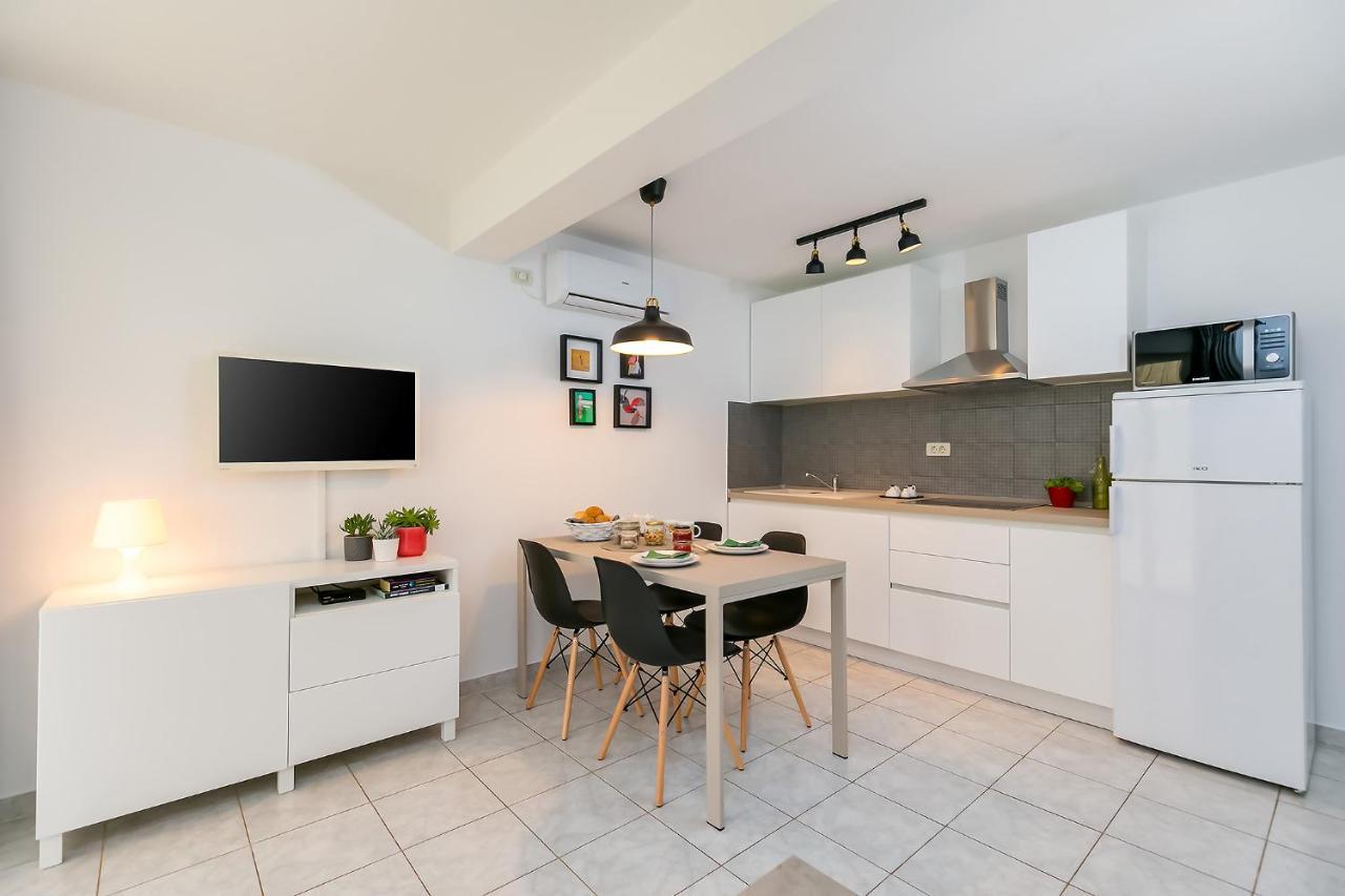 פורץ Apartments Dama מראה חיצוני תמונה